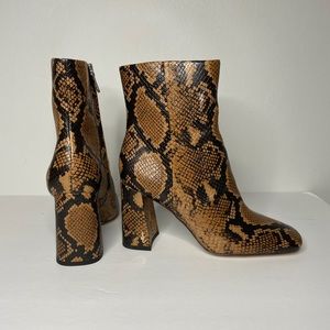 Sam Edelman Carmel snake print Codie bootie Sz 7.5